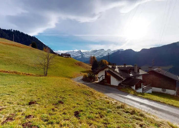 Les Hirondelles, Cosy With A Magnificent View On The Mountains *